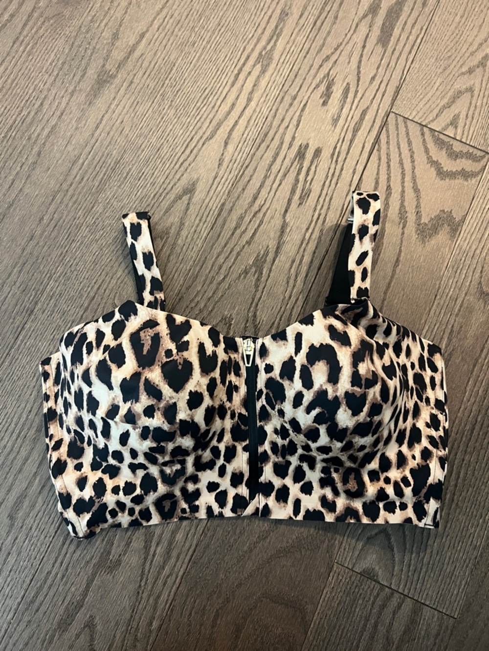Leopard Print Front Zip Sports Bra